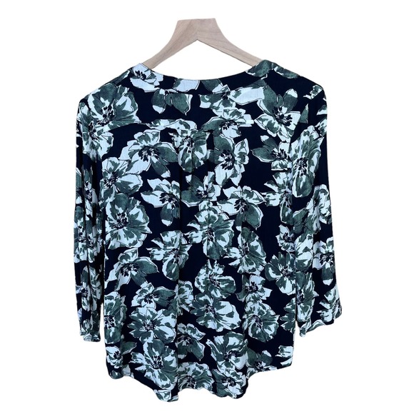 Fun2Fun Womens Medium Floral Top Lightweight Summer Pullover Airy Blouse - Picture 2 of 7